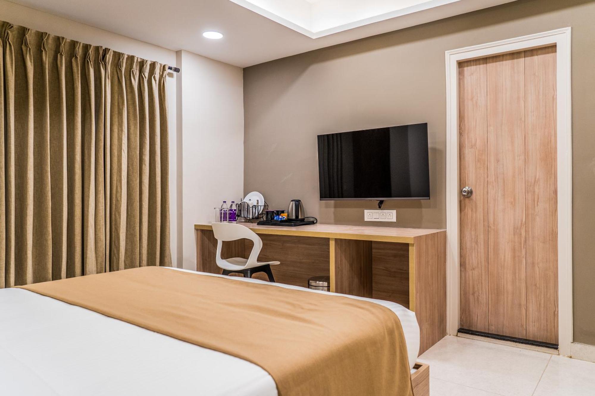Olive Hotel Millers Road By Embassy Group Bangalore Exterior foto