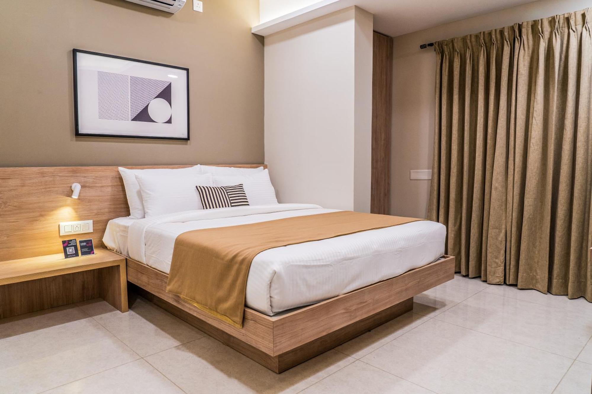 Olive Hotel Millers Road By Embassy Group Bangalore Exterior foto